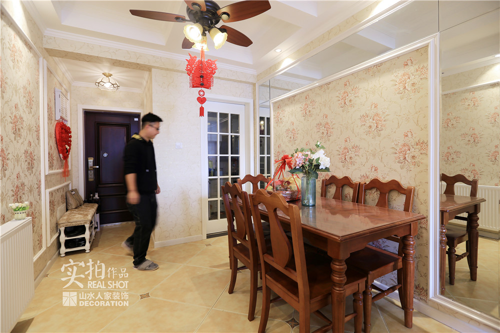 陌陌屋87平美式风格装修效果图(图3)