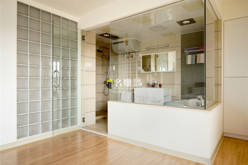 浴室柜什么材质好