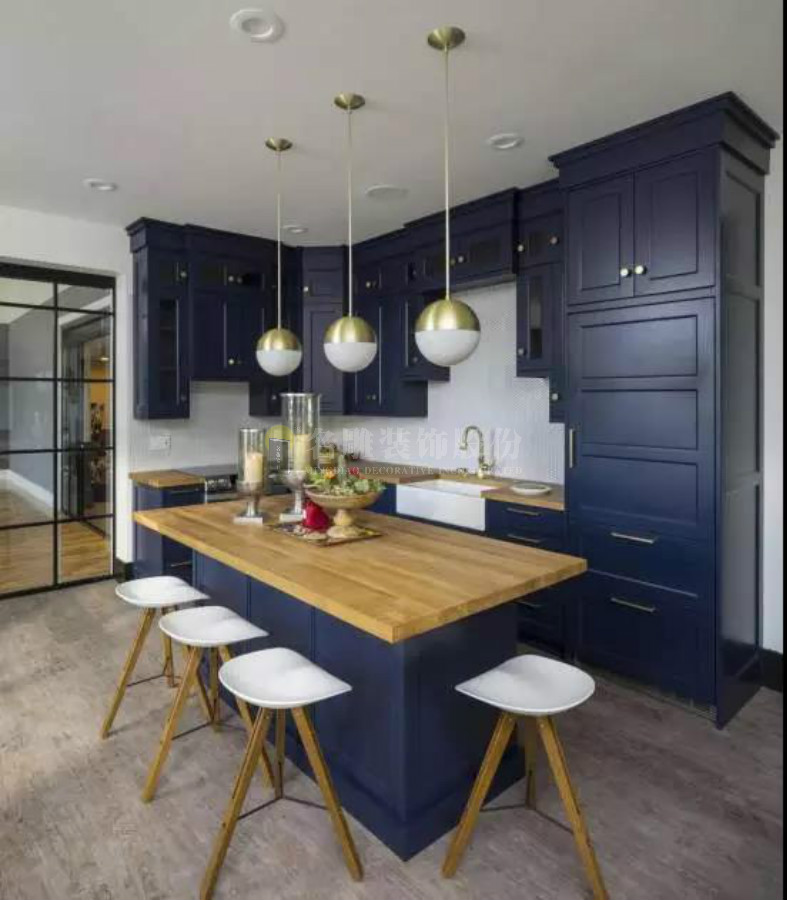 
深圳家庭吧台装修，瞬间点亮你的家!