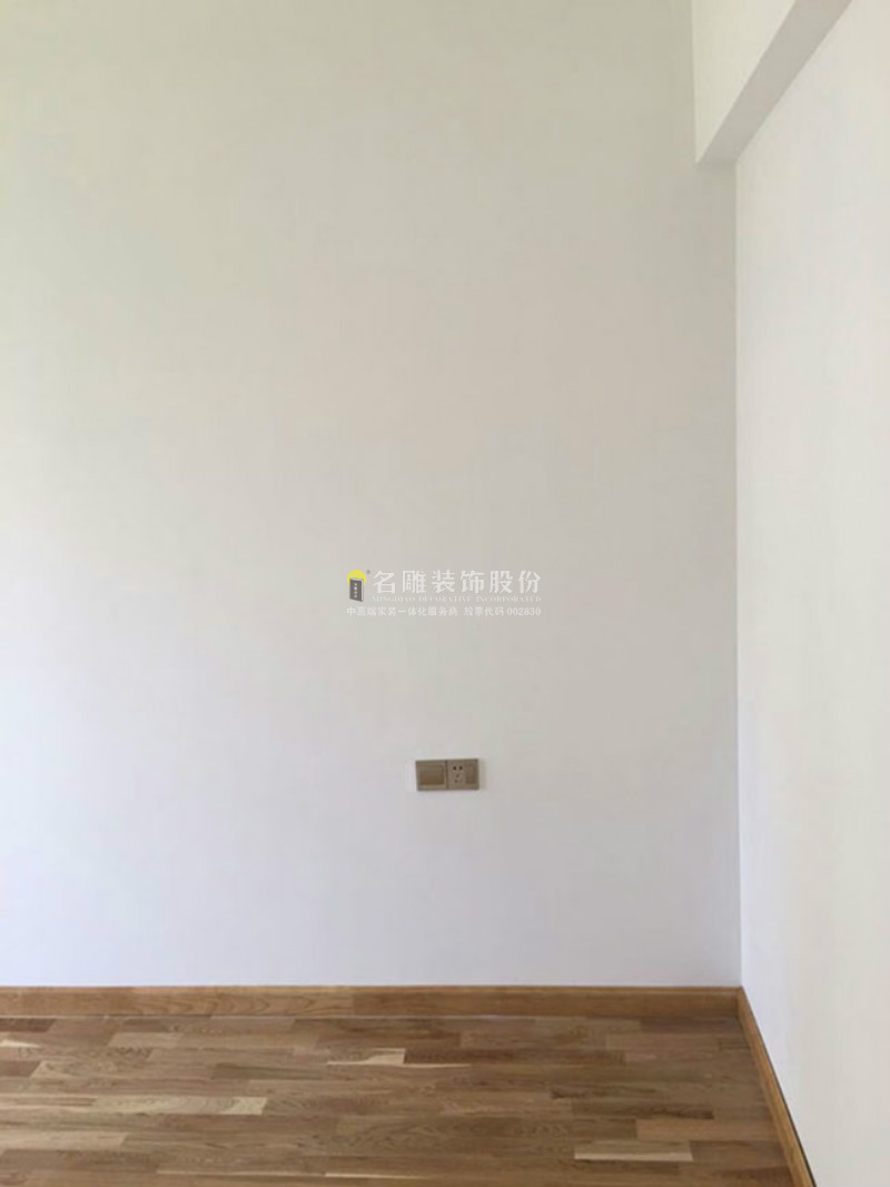 墙面鼓包是怎么回事