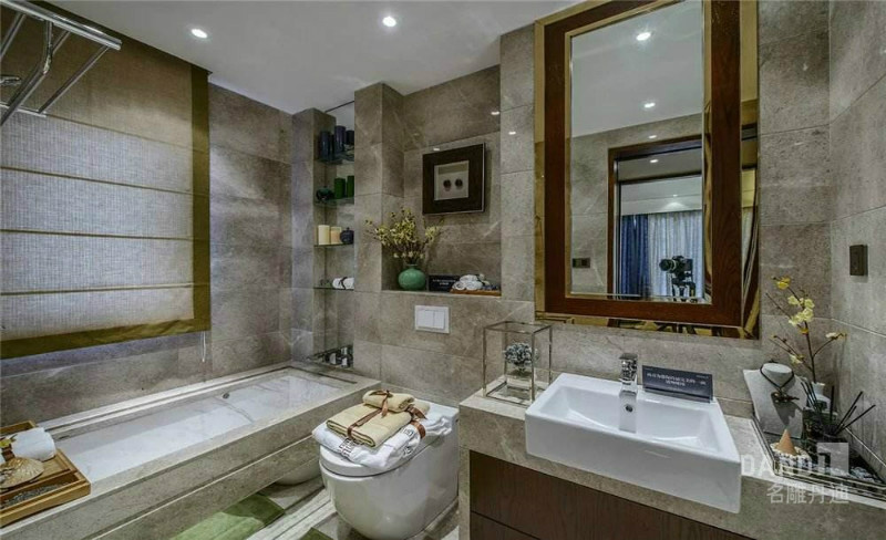 
卫生间贴砖有哪些注意事项？越简单的越容易忽略！