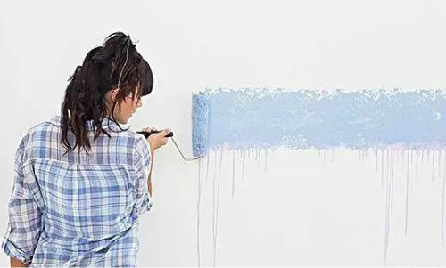 
墙面漆开裂怎么办？教你三招轻松解决！