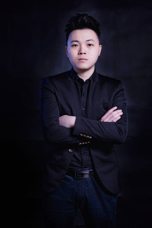 
名雕与保利东江首府业主的故事：专注与积累远比机遇更