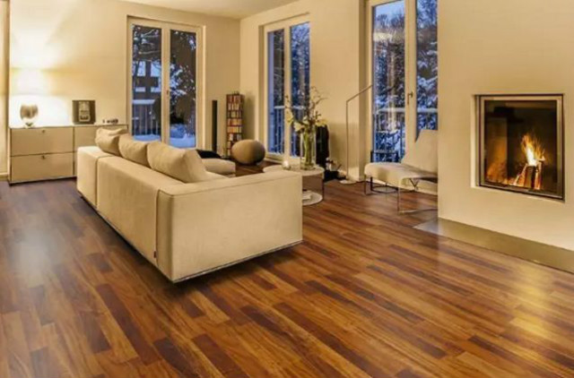 
我家地板漏水怎么办？有什么办法可以维修好？