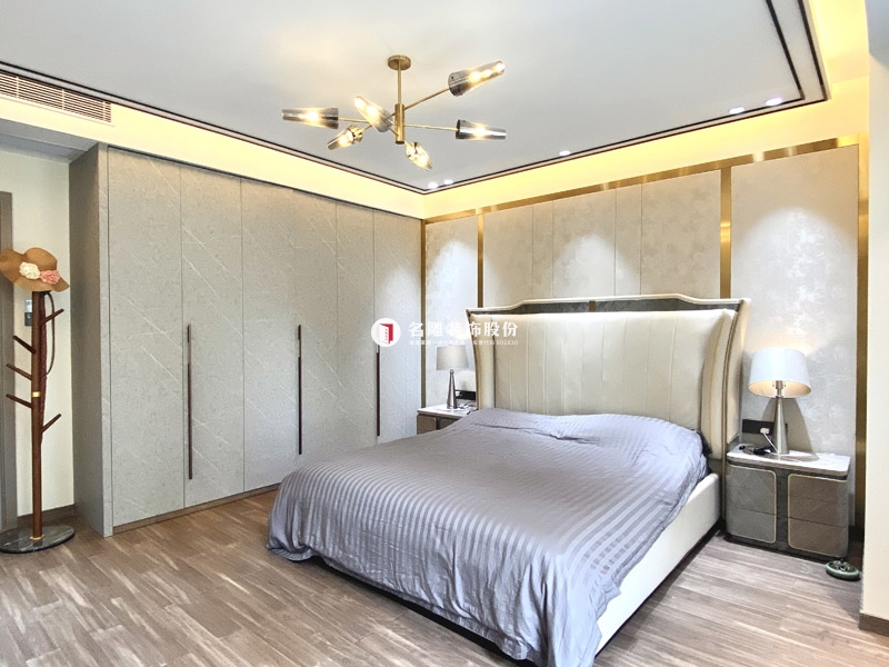 
230㎡复式楼，轻奢简约，快节奏城市的歇息处(图6)